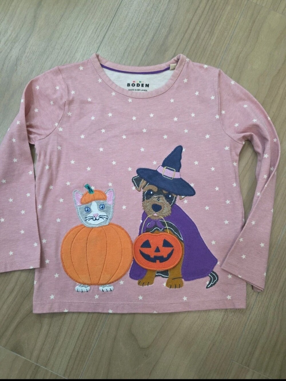 Mini Boden Halloween Applique Shirt 4-5 Years